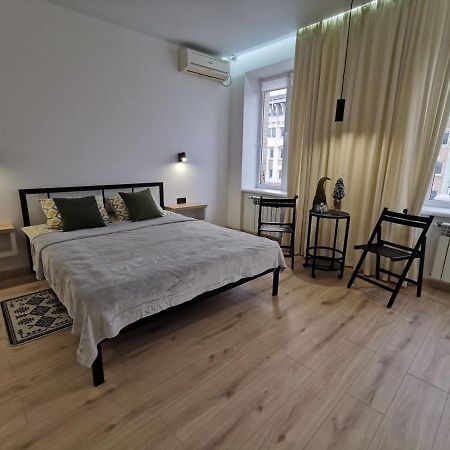 Soborna Apartment Rivne Bagian luar foto
