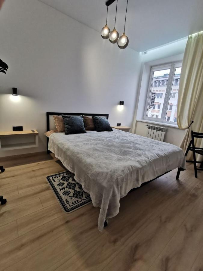 Soborna Apartment Rivne Bagian luar foto