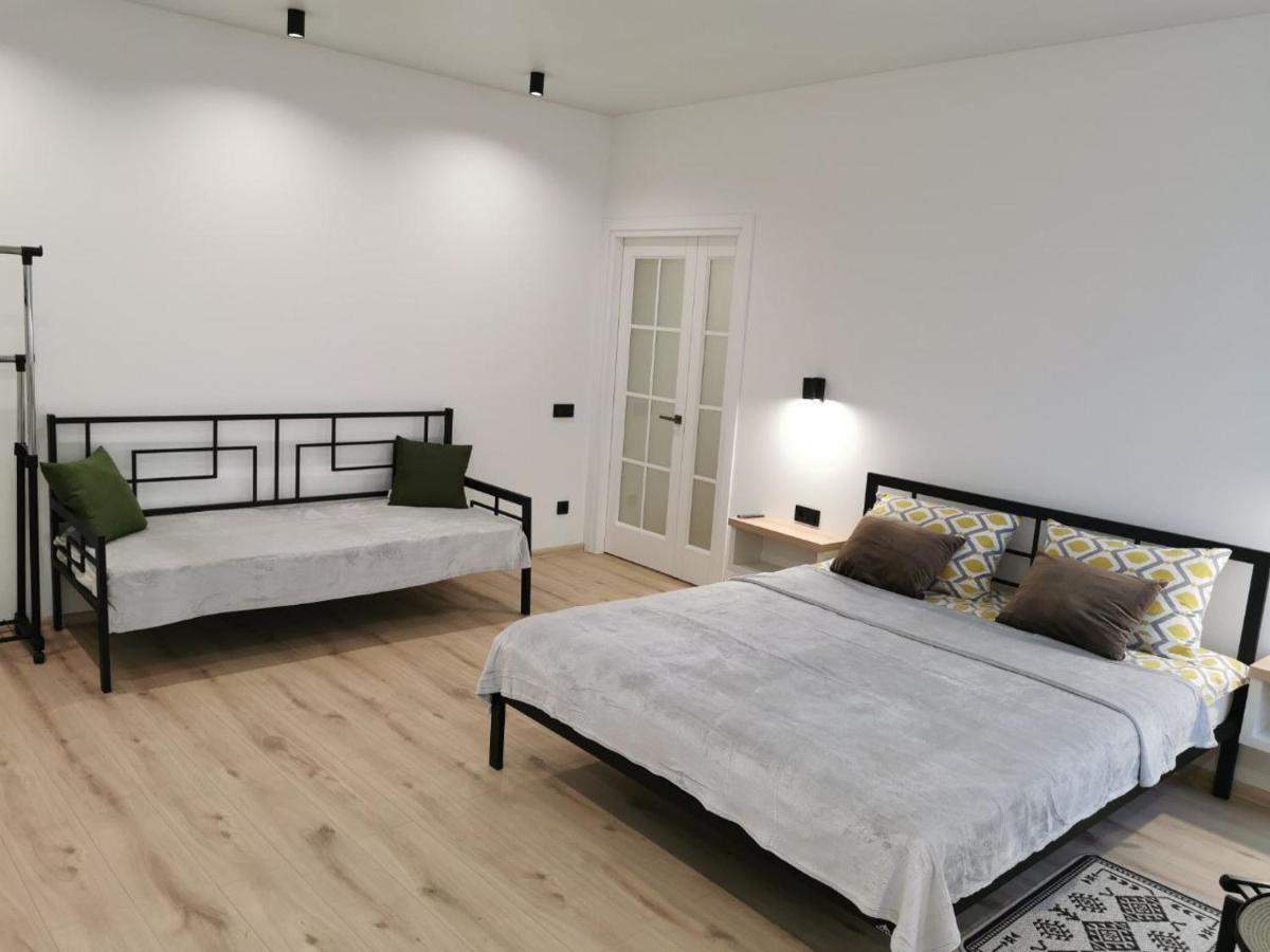 Soborna Apartment Rivne Bagian luar foto