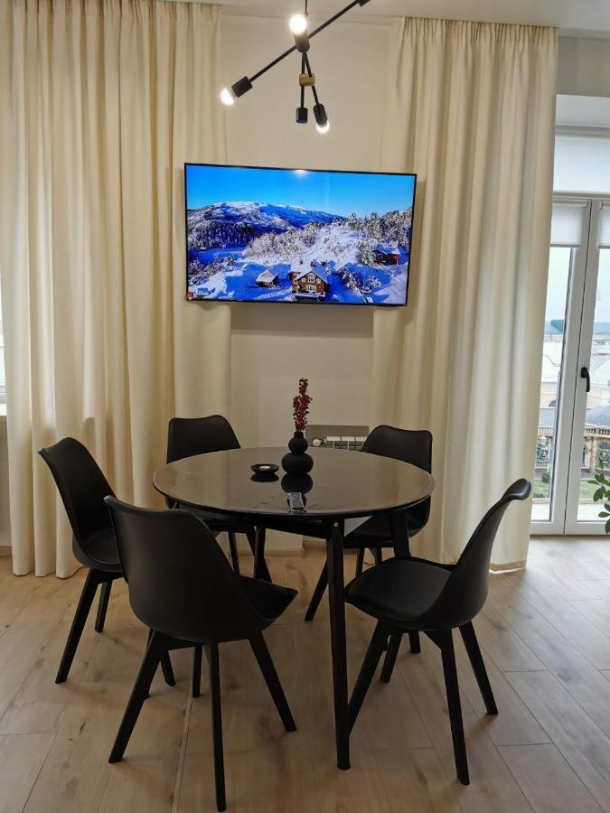 Soborna Apartment Rivne Bagian luar foto