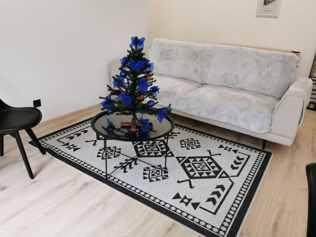 Soborna Apartment Rivne Bagian luar foto