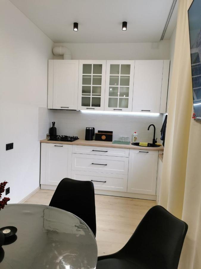 Soborna Apartment Rivne Bagian luar foto