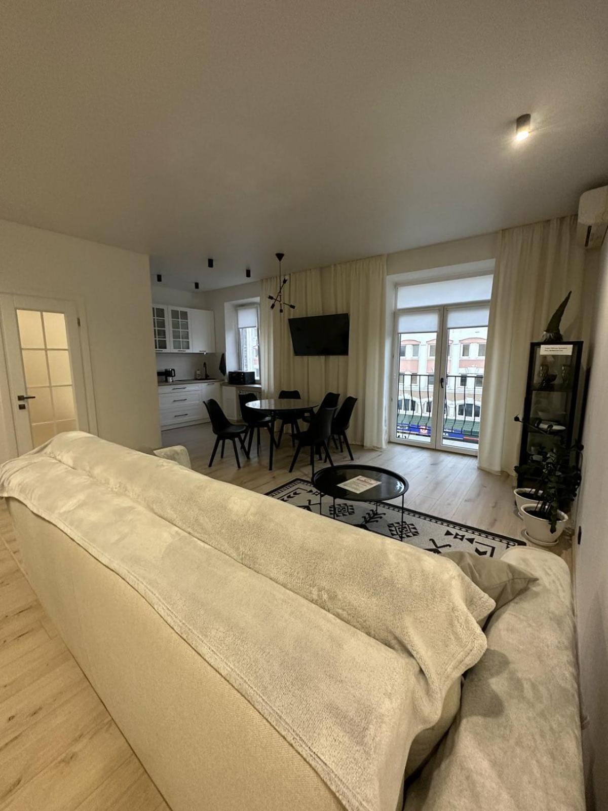 Soborna Apartment Rivne Bagian luar foto