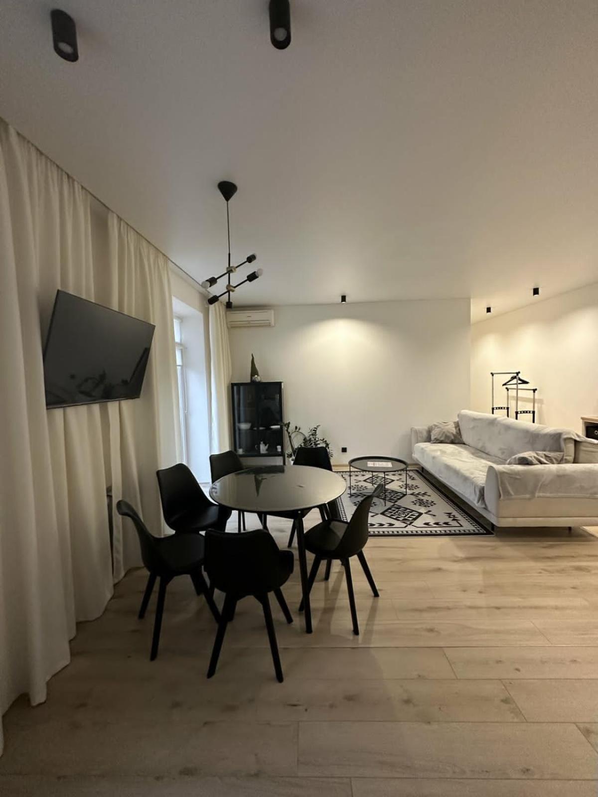 Soborna Apartment Rivne Bagian luar foto