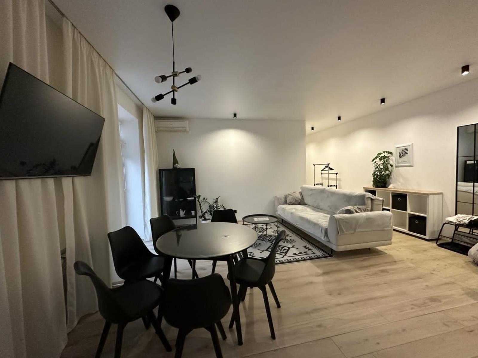 Soborna Apartment Rivne Bagian luar foto